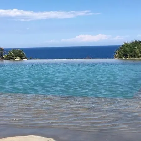 Dimore Le Rocce Bianche Jaktstuga