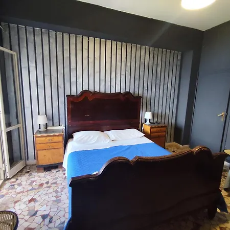 Jaktstuga Dimore Le Rocce Bianche