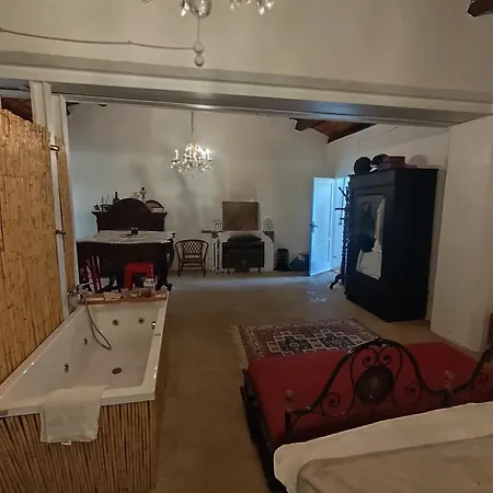 Dimore Le Rocce Bianche 山林小屋 奥古斯塔