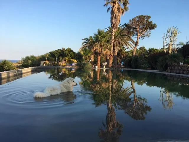 Alojamento de Turismo Selvagem Dimore Le Rocce Bianche