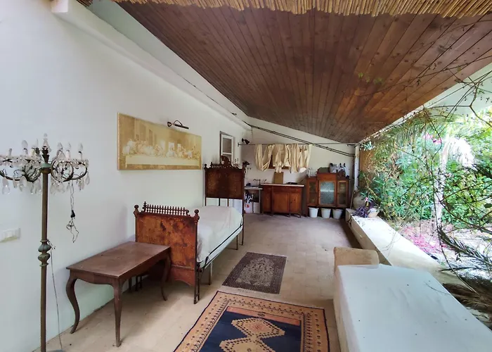 Alojamento de Turismo Selvagem Dimore Le Rocce Bianche Augusta