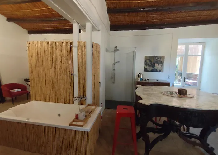 Alojamento de Turismo Selvagem Dimore Le Rocce Bianche